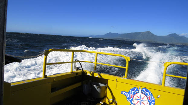 Vancouver Island - Walvissen spotten, maar met deze hoge golven geen walvis gezien.