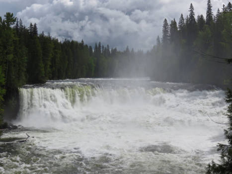 Wells Gray provincial park - Dawson falls