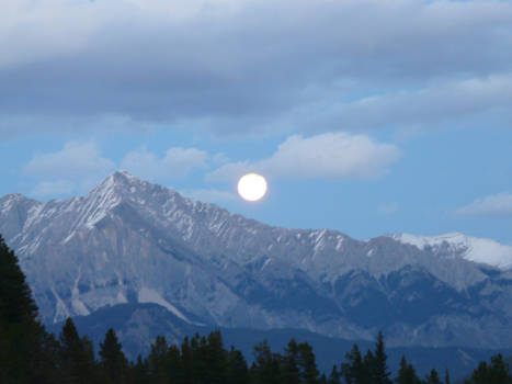 Banff National Park - Moon coming up in Banff