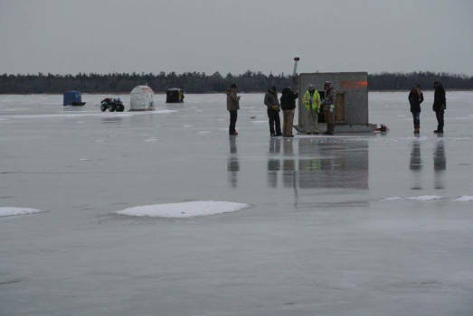 Canada - Icefishing, Brigthonbay young kids.