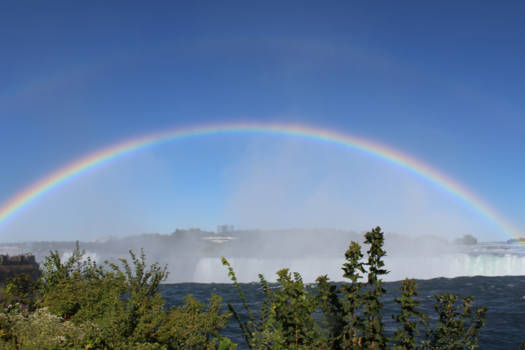 Niagara Falls - Regenboog boven de Niagara Falls, Ontario, Canada.