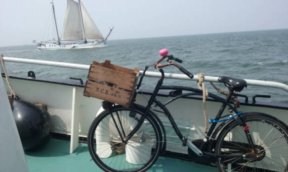 Canada - 2 soorten puur Hollands vakantievervoer op 1 foto..!