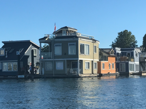 Vancouver Island - Floating village