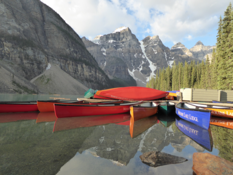 Banff National Park - Lake Moraine