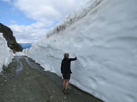 Canada - Peak to Peak through ice