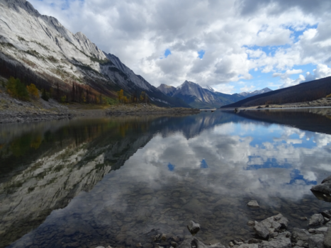 Jasper National Park - Medicine Lake