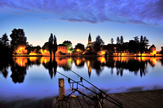 Niagara Falls - Avondvissen aan de Lot in Frankrijk
