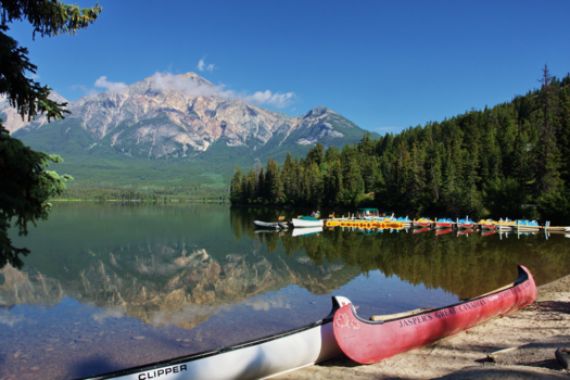 Rondreis West-Canada - Zomer in Canada  ( Piramid lake AB )