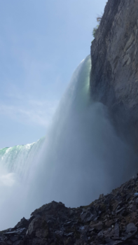 Niagara Falls - Behind the fall