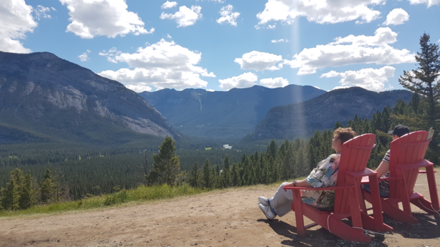 Rondreis West-Canada - Aan het genieten van deze spot samen met mijn moeder (71 jaar)