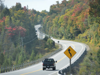 Algonquin provincial park - Hoofdweg door het park