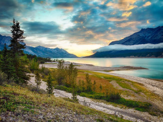 Canada - Abraham Lake in de ochtend