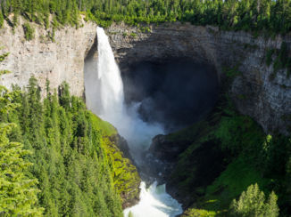 Wells Gray provincial park - Helmcken Falls