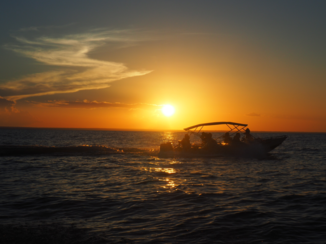 Djoser - Varen bij zonsondergang